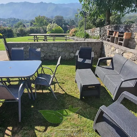 2 - Jardin Con Barbacoa Y Chimenea *